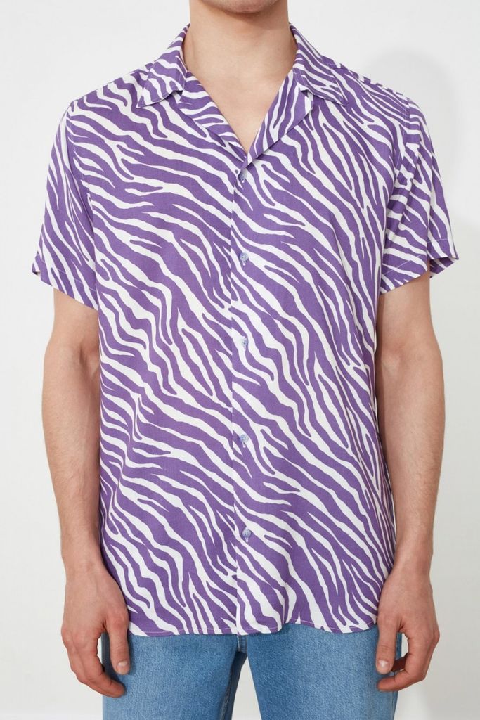 Purple Animal Print Shirt size: M, colour: Purple