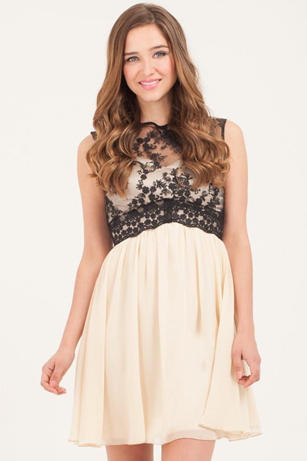 Cream & Black Contrast Lace Prom Dress size: 10 UK