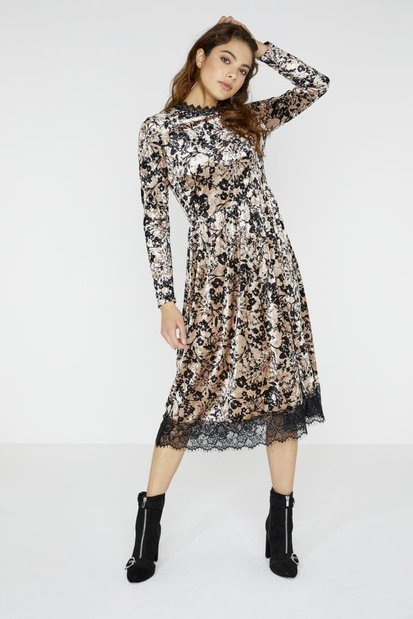 Narcissa Velvet Midi Dress In Floral Print size: 10 UK,