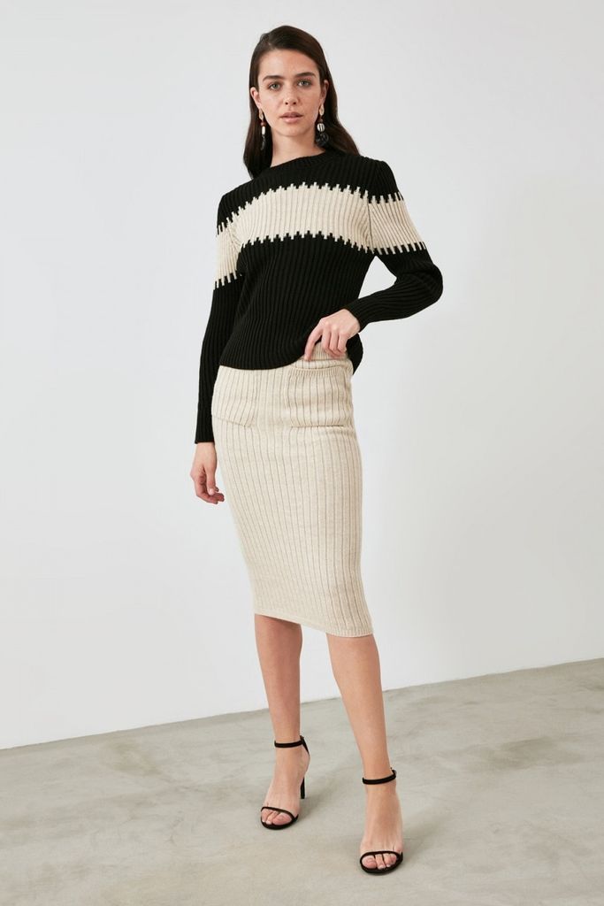 Knit Skirt Co-ord With Stripe size: L, colour: Black