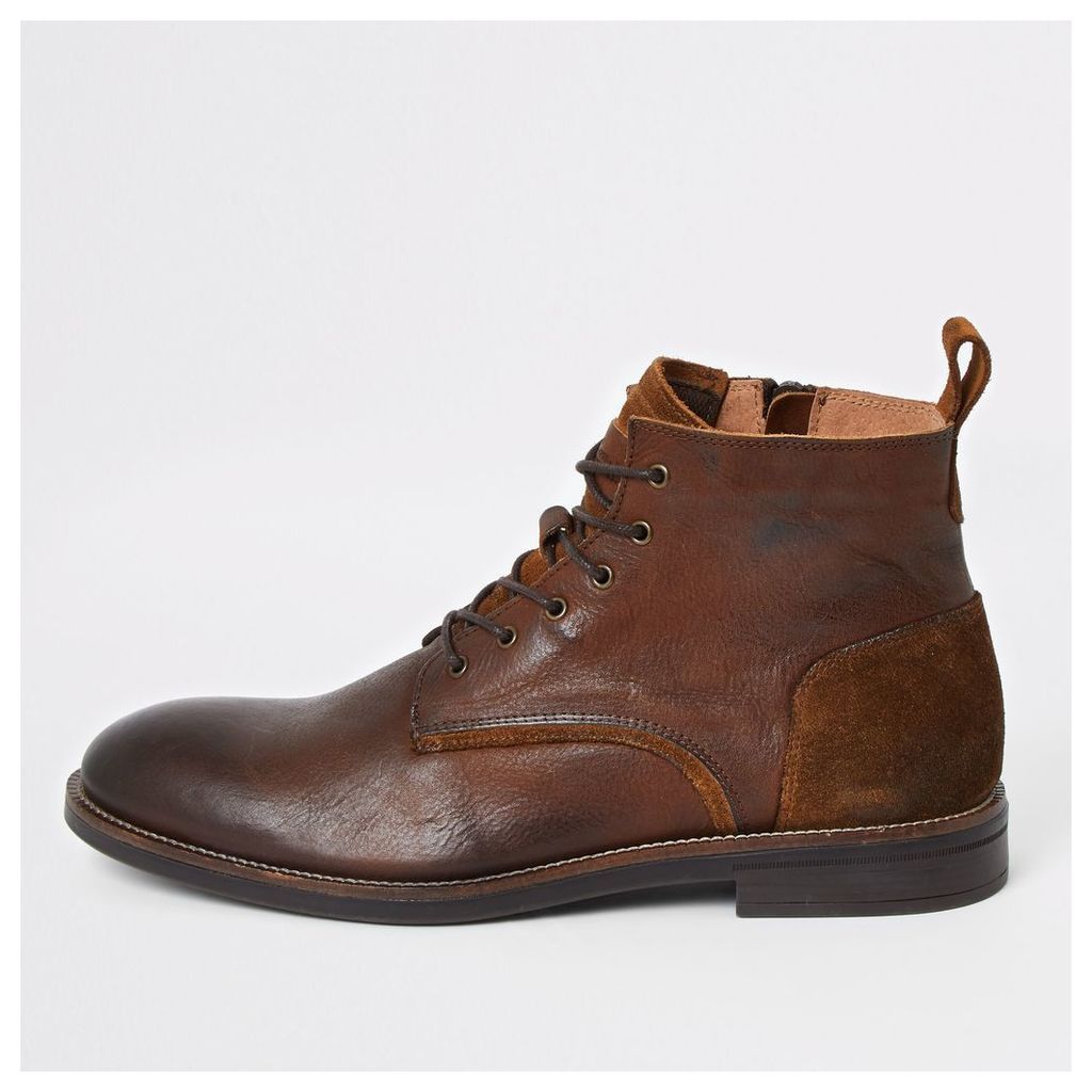Mens River Island Brown leather lace-up chukka boots