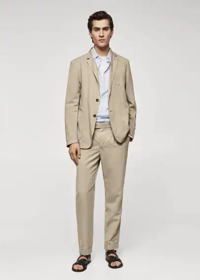 Tapered-fit pleated trousers beige - Man - 30 - MANGO MAN