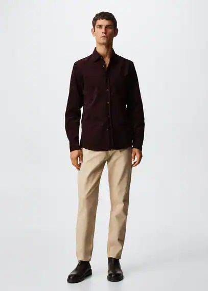 Regular fit micro corduroy shirt burgundy - Man - XS - MANGO MAN
