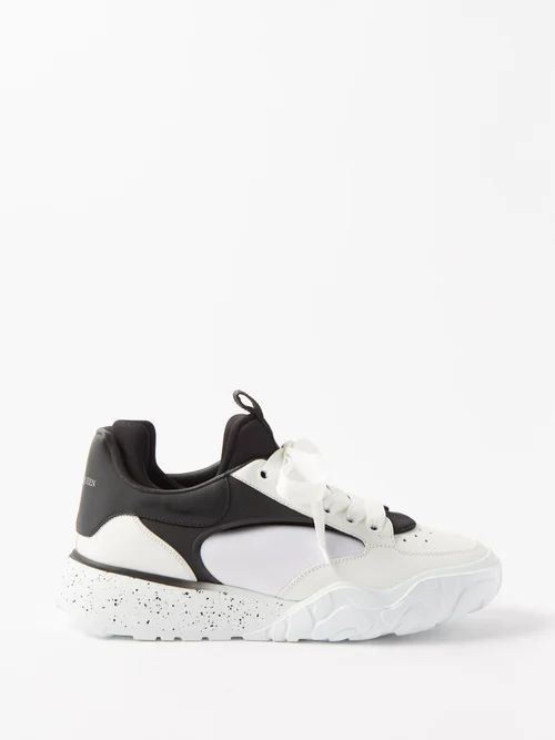 Oversized Runner Cutout Leather Trainers - Mens - White Black