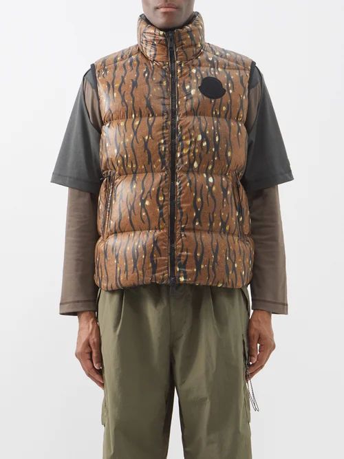 2 Moncler 1952 - Sumida Camouflage-print Quilted Nylon-laqué Gilet - Mens - Brown