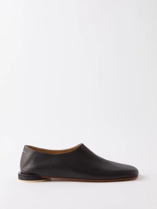 Circular-heel Leather Loafers - Mens - Black