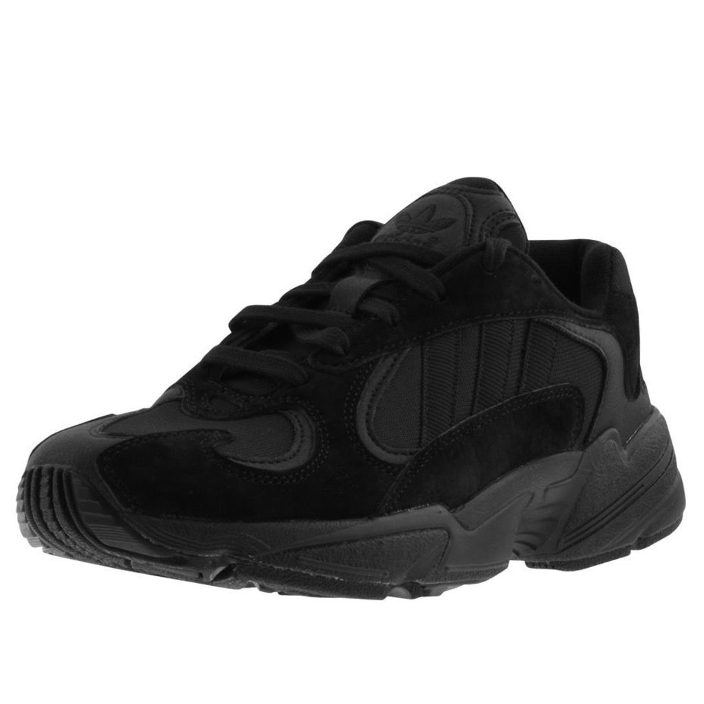 Yung 1 Trainers Black