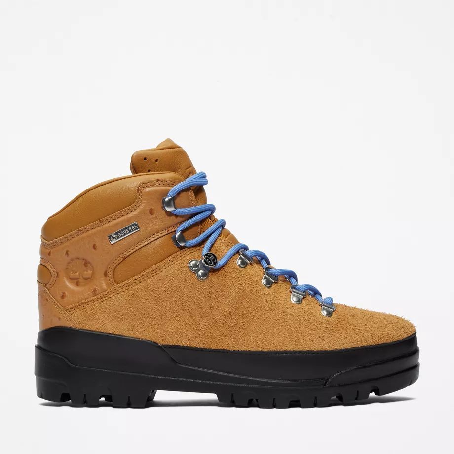 Stussy X Timberland World Hiker For Men In Yellow Yellow, Size 5.5