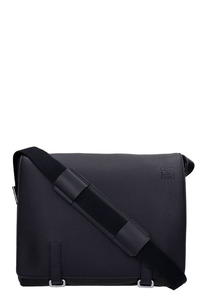 Messanger Shoulder Bag In Black Leather