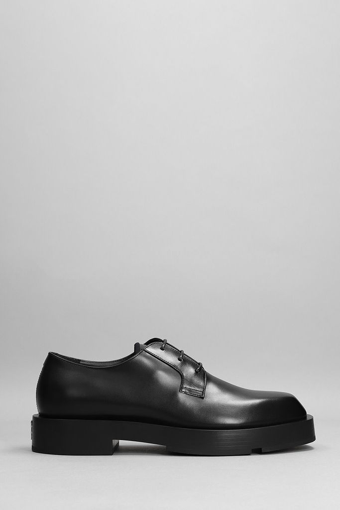 Derby Squared Lace Up Shoes In Black Leather