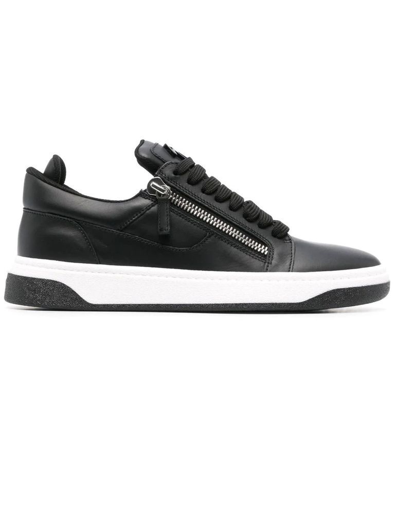 Sneaker In Black Leather,