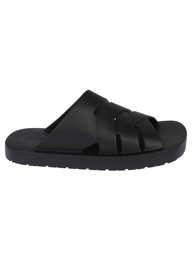 Cross-strap Flat Sandals