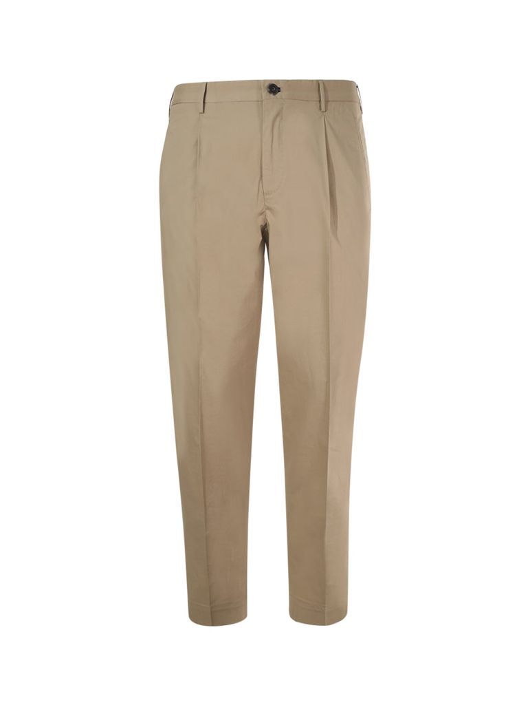 Trousers With Pleats