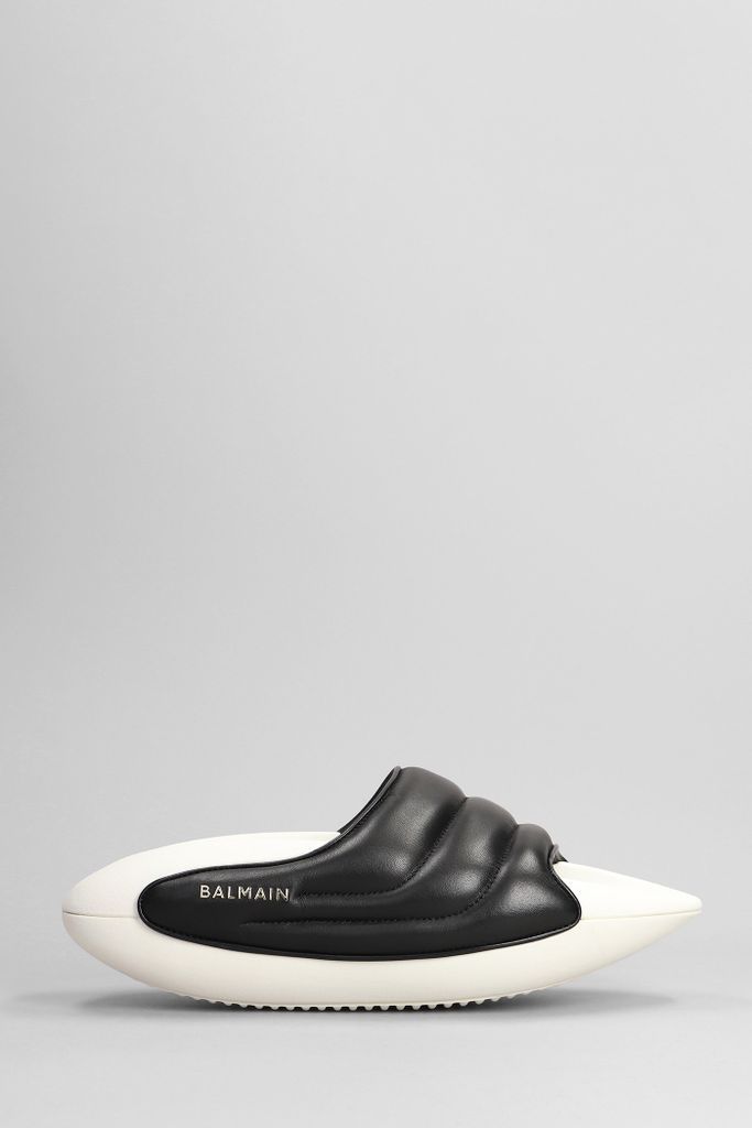 B-It Quilted Sandals In Black Leather