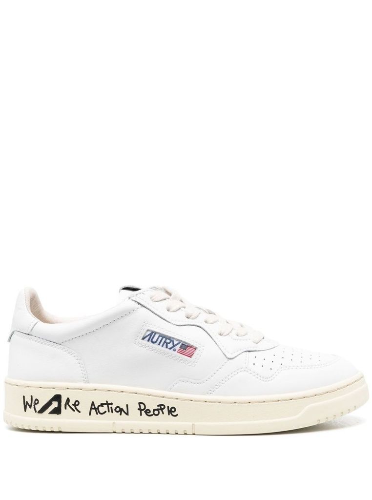 Medalist Low White Sneakers With Tonal Heel Tab And Writing On Platform In Leather Man