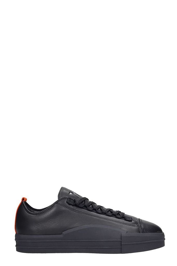 Yuben Low Sneakers In Black Leather