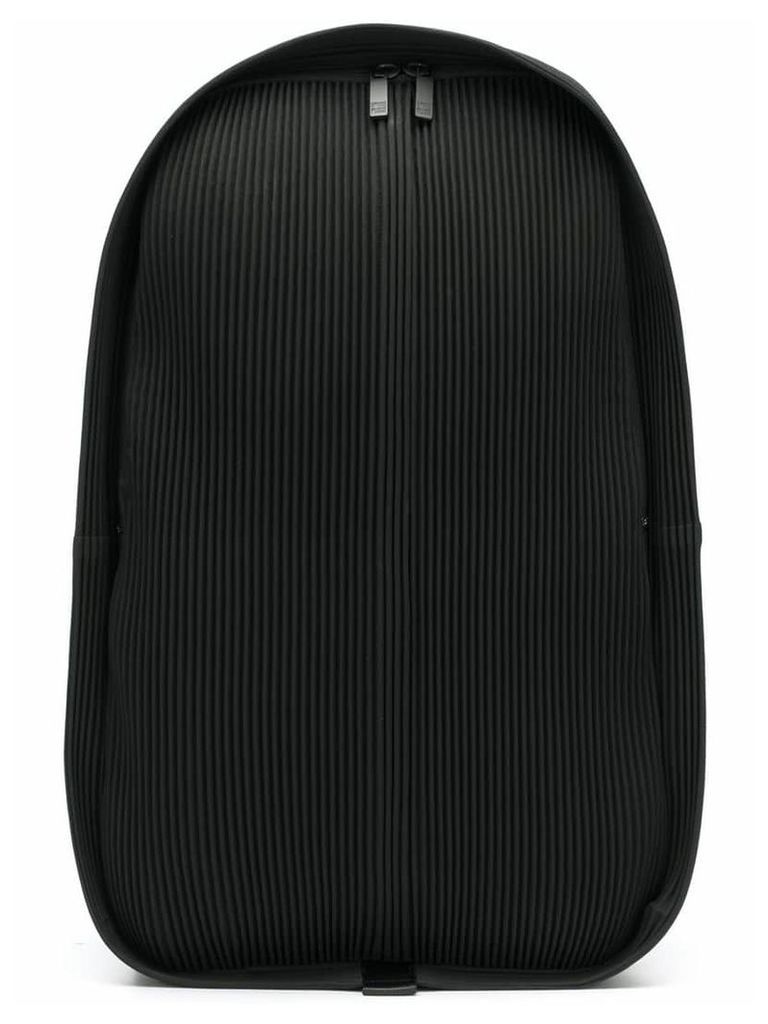 Homme Plissé Issey Miyake pleated zipped backpack - Black