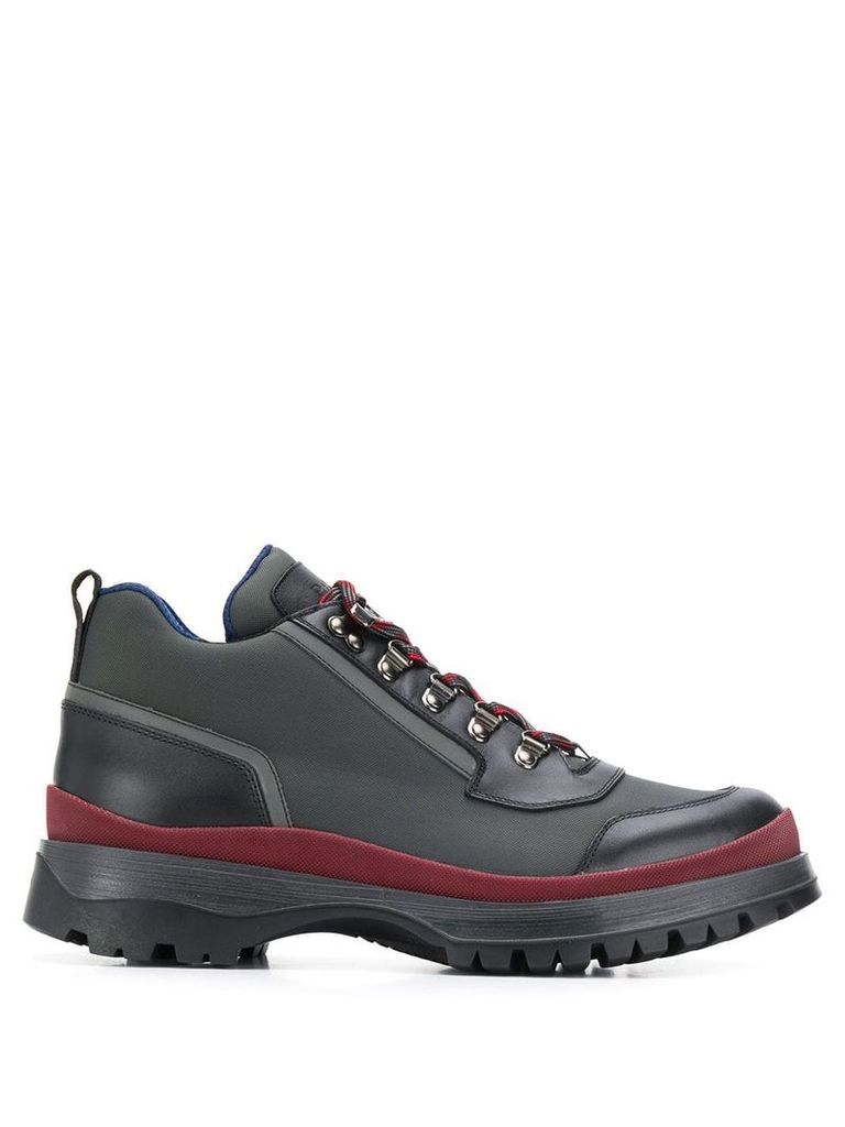 Prada lace-up trekking boots - Grey