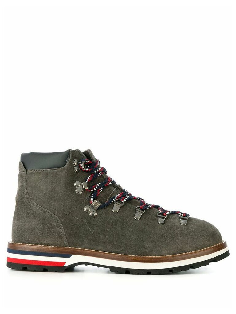 Moncler logo-patch hiker boots - Grey