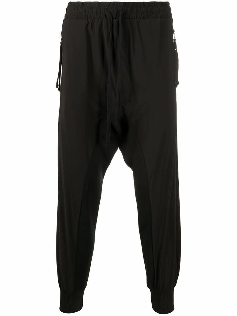 drop-crotch casual trousers