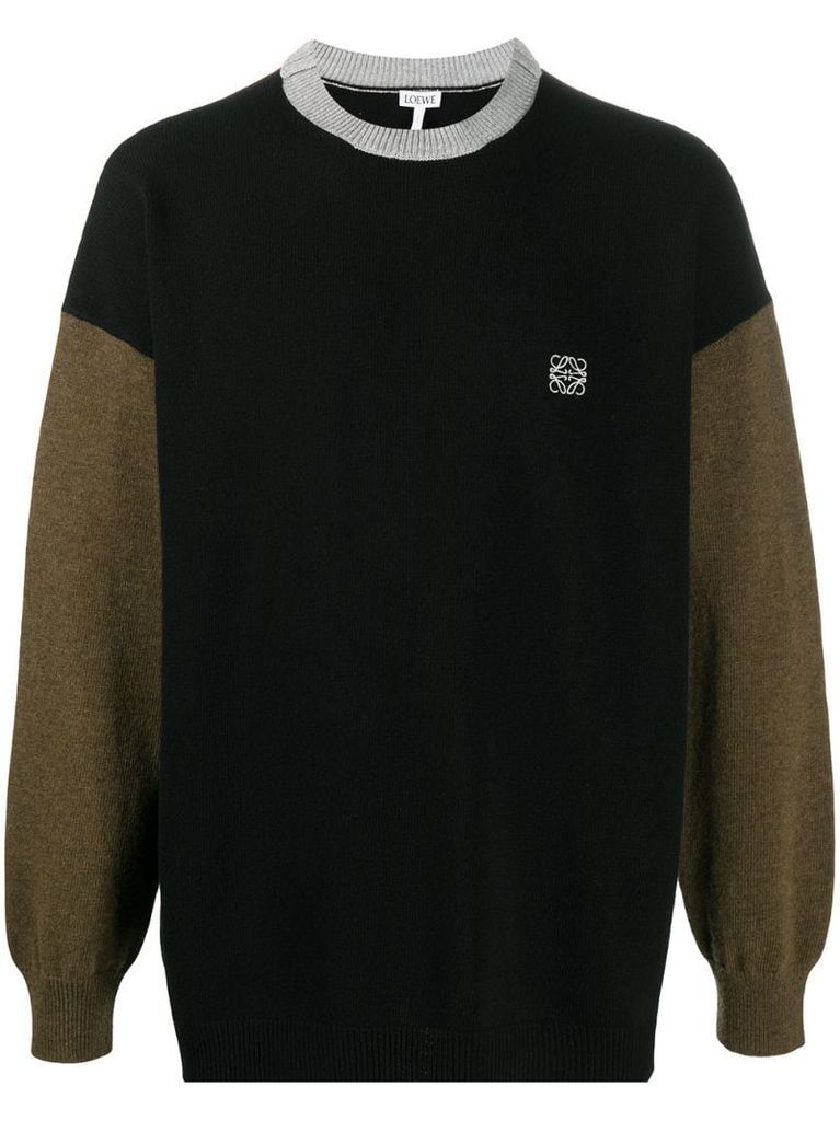 contrast-sleeve wool jumper