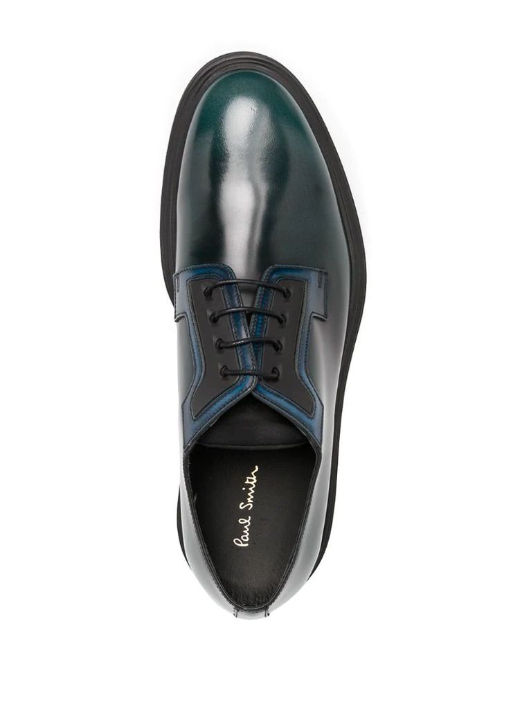round toe lace-up shoes