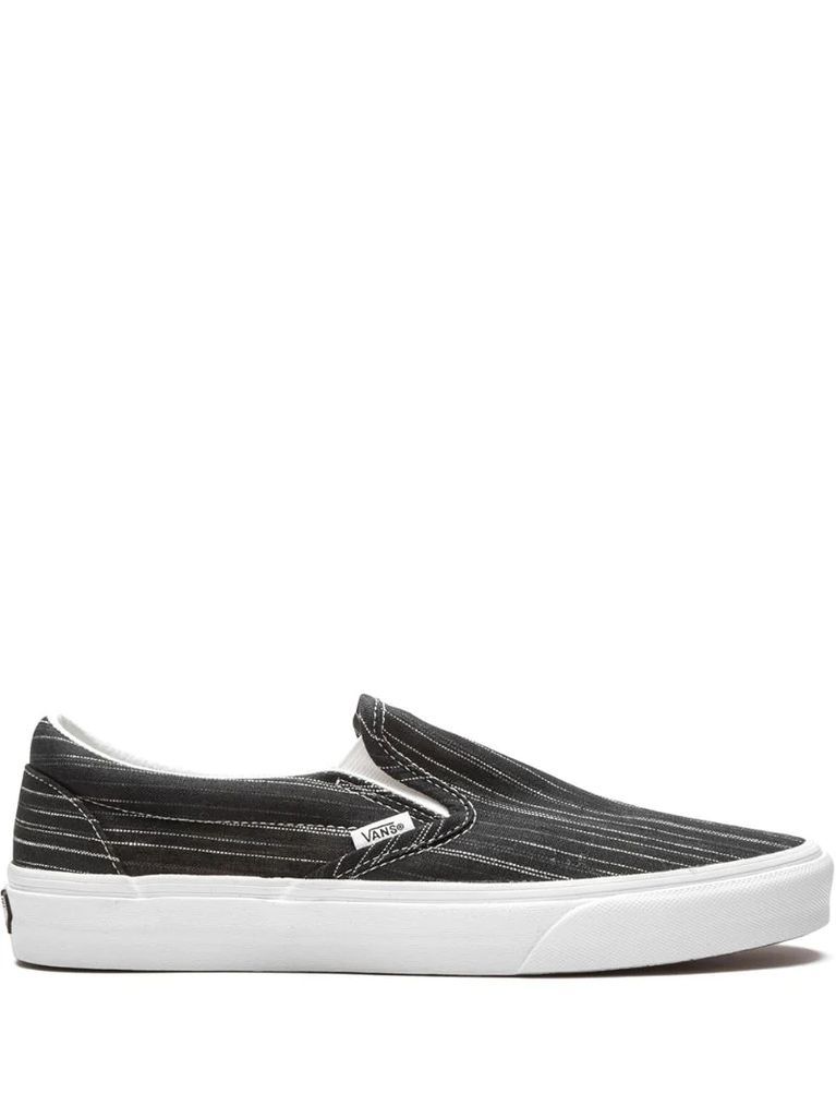 Classic Slip-On ”Suiting” sneakers