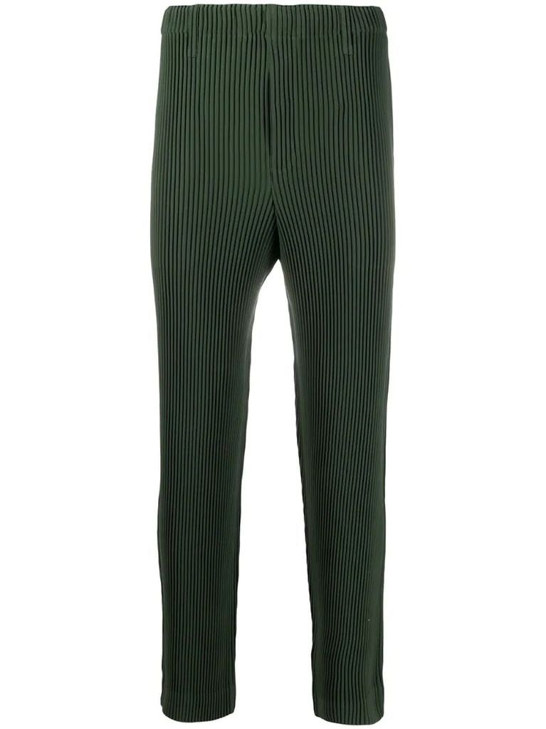 slim-cut pleated trousers