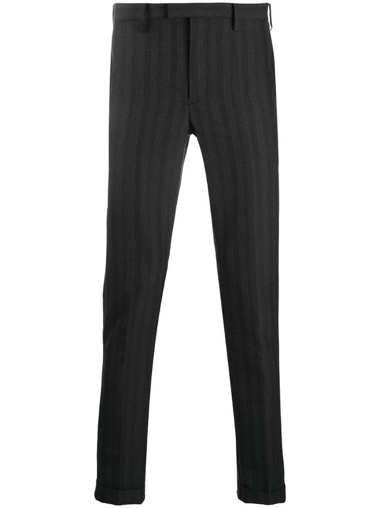 slim tapered leg trousers