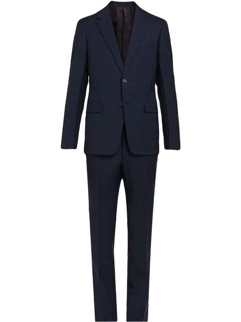 slim-fit single-breasted suit