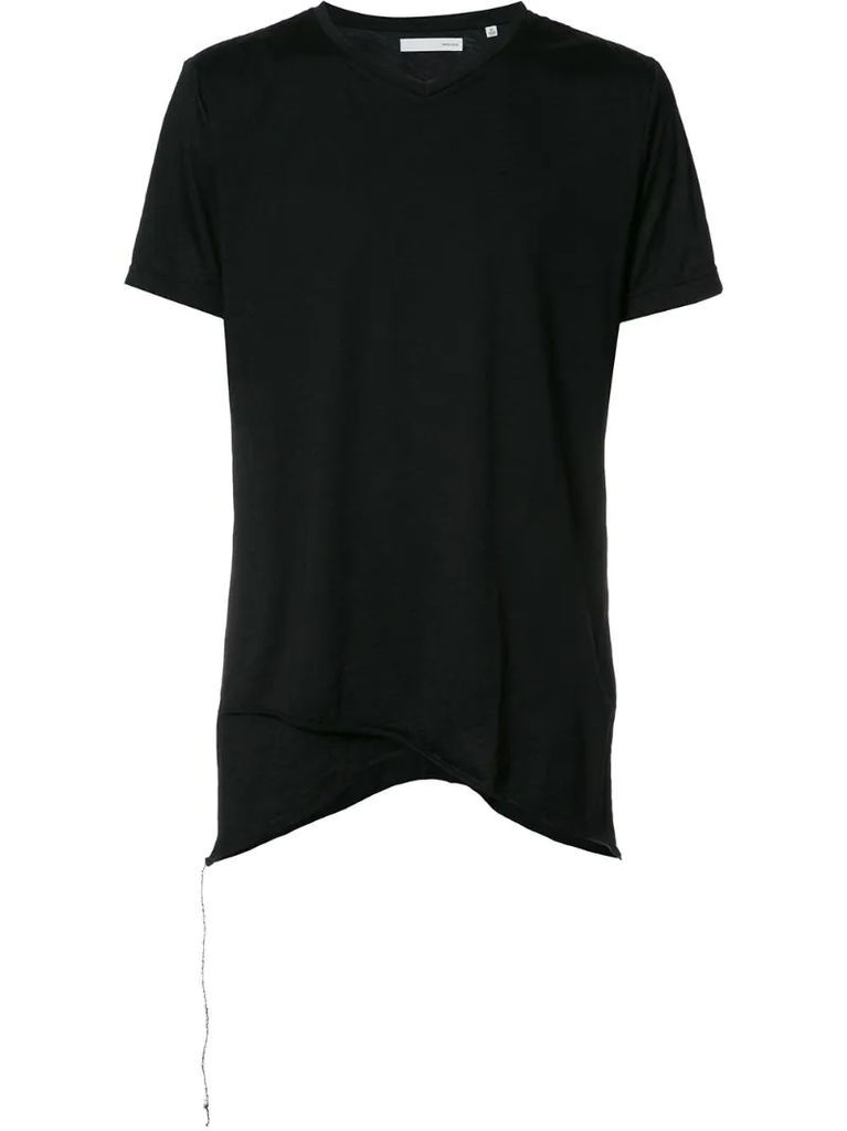 V-shaped hem T-shirt