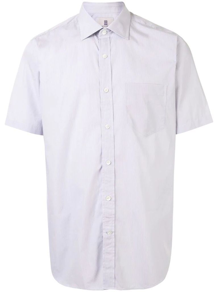 short-sleeve fitted shirt