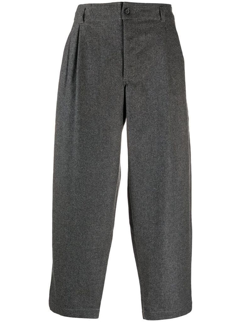 cropped loose fit trousers