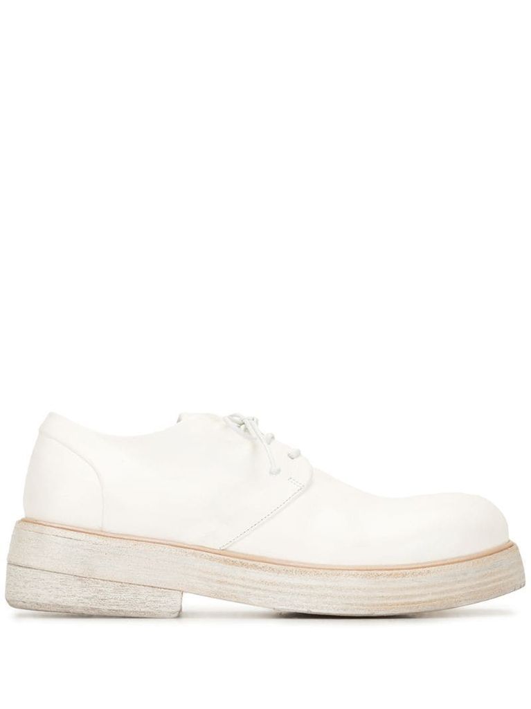 lace-up leather Oxford shoes