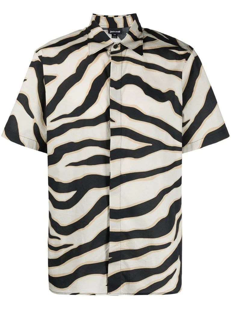 zebra-print short-sleeved shirt
