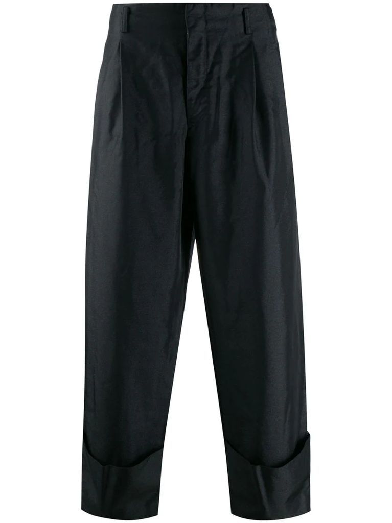 loose fit turn up trousers