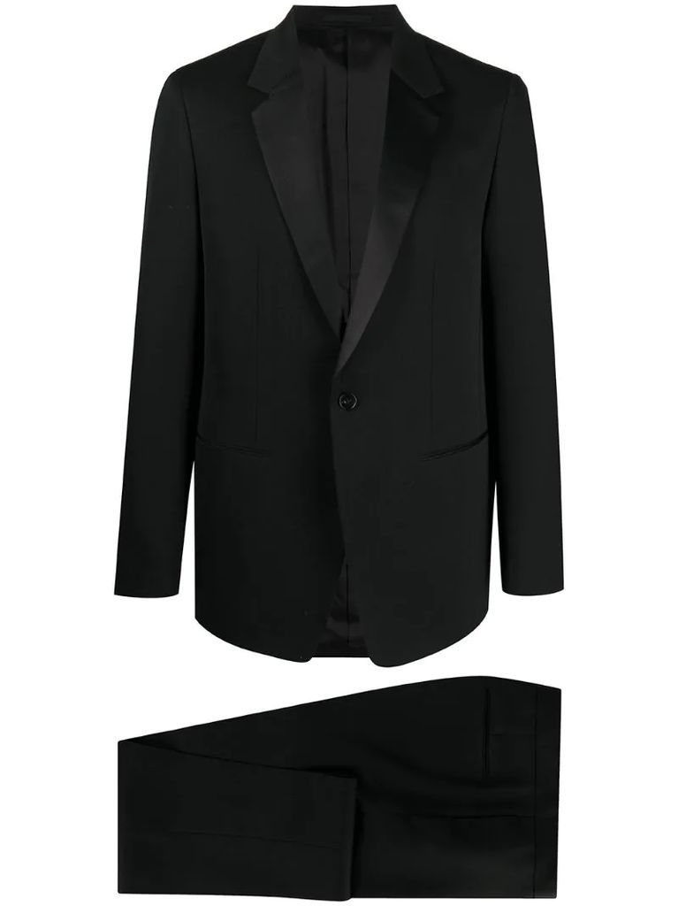 single-breasted dinner suit