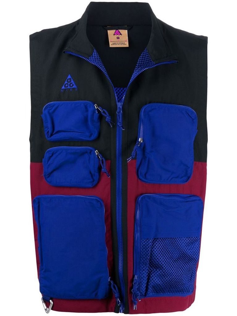 ACG colour-blocked vest