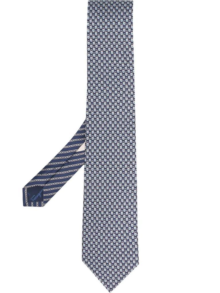 patterned pointed-tip tie