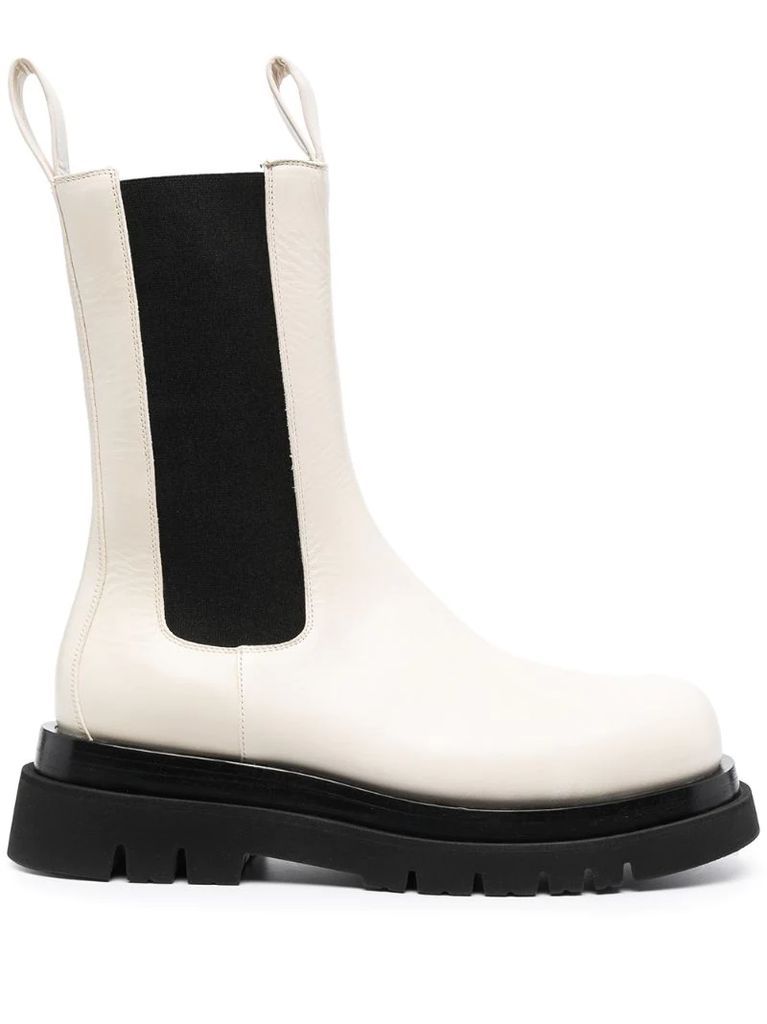 The Lug two-tone boots