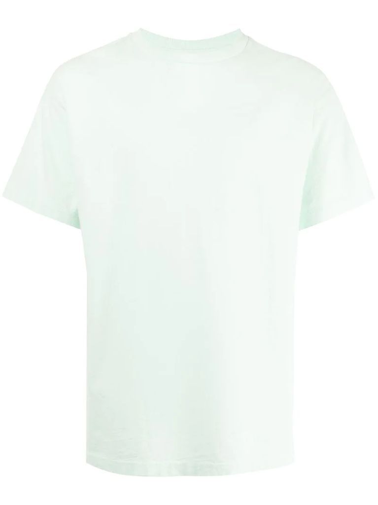 basic plain T-shirt