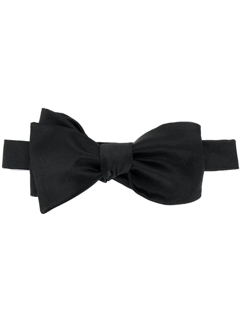 classic bow-tie