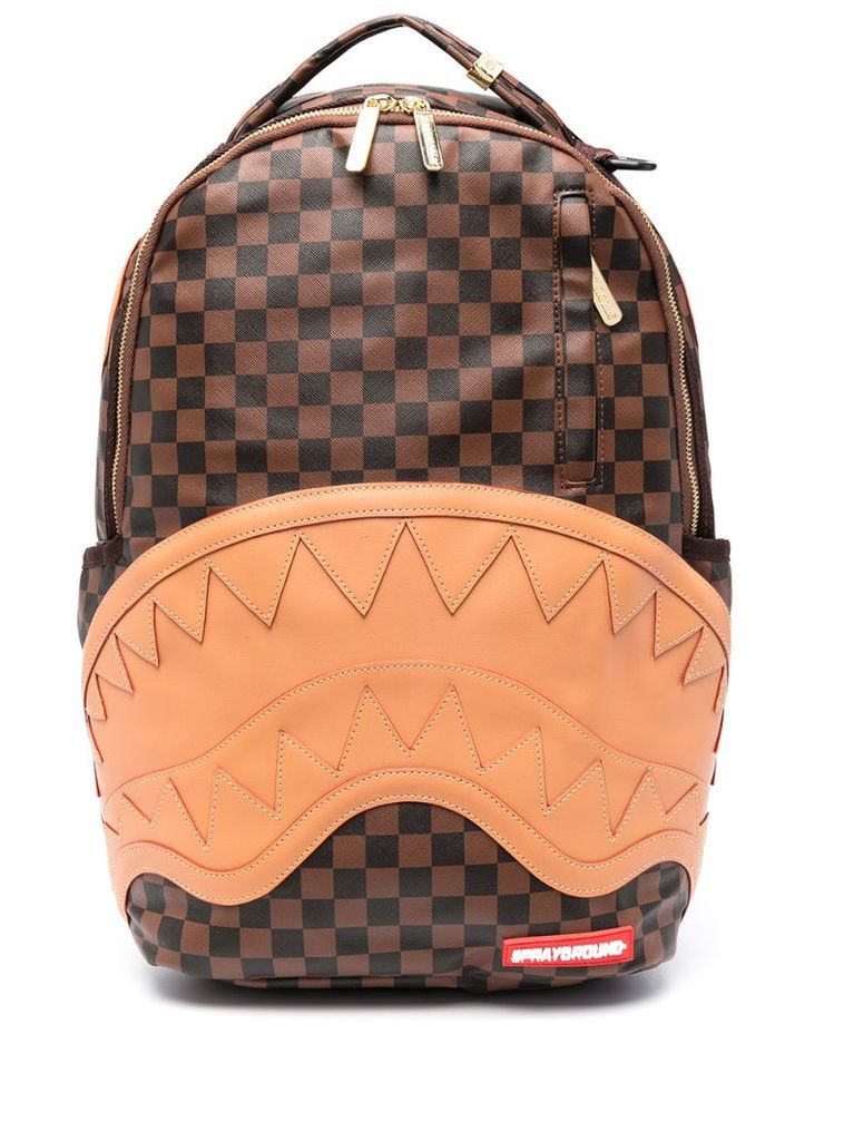shark teeth-embossed zip-up backpack