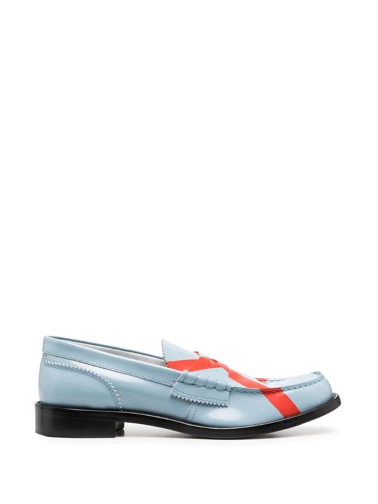 contrast cross print loafers