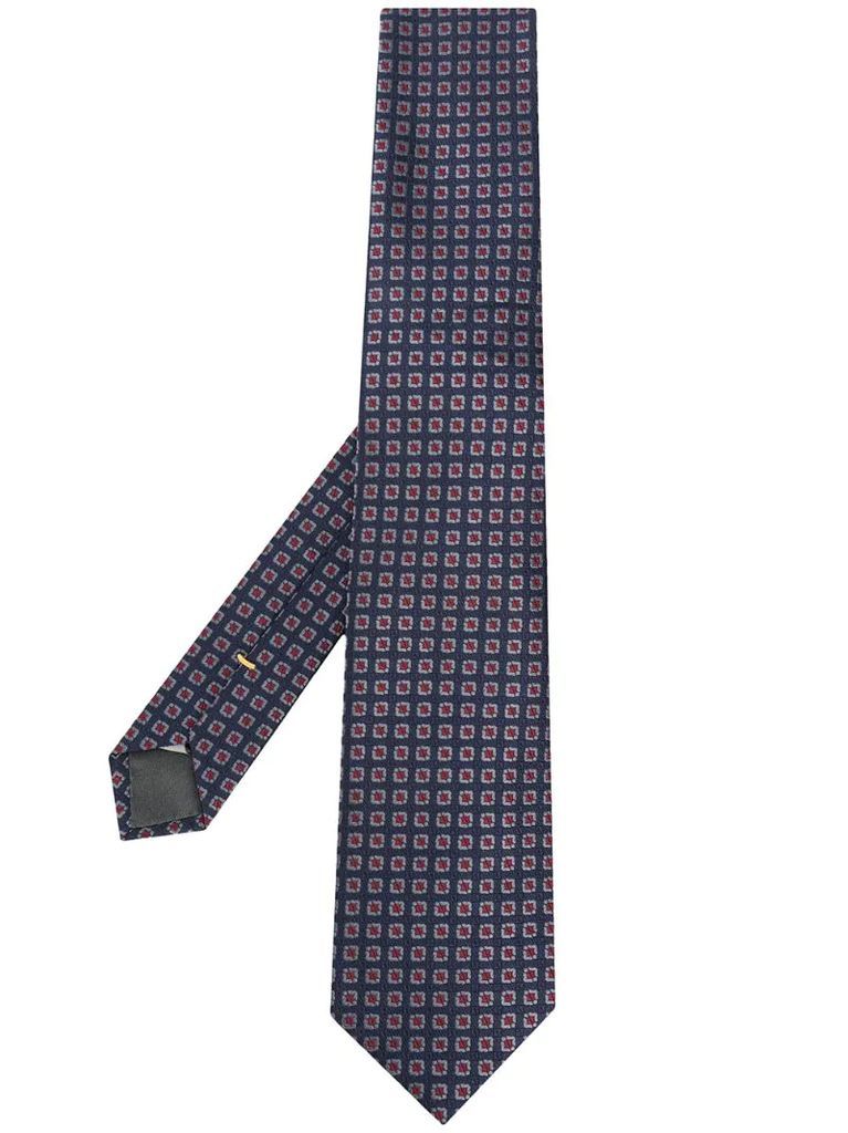 geometric print pointed tie