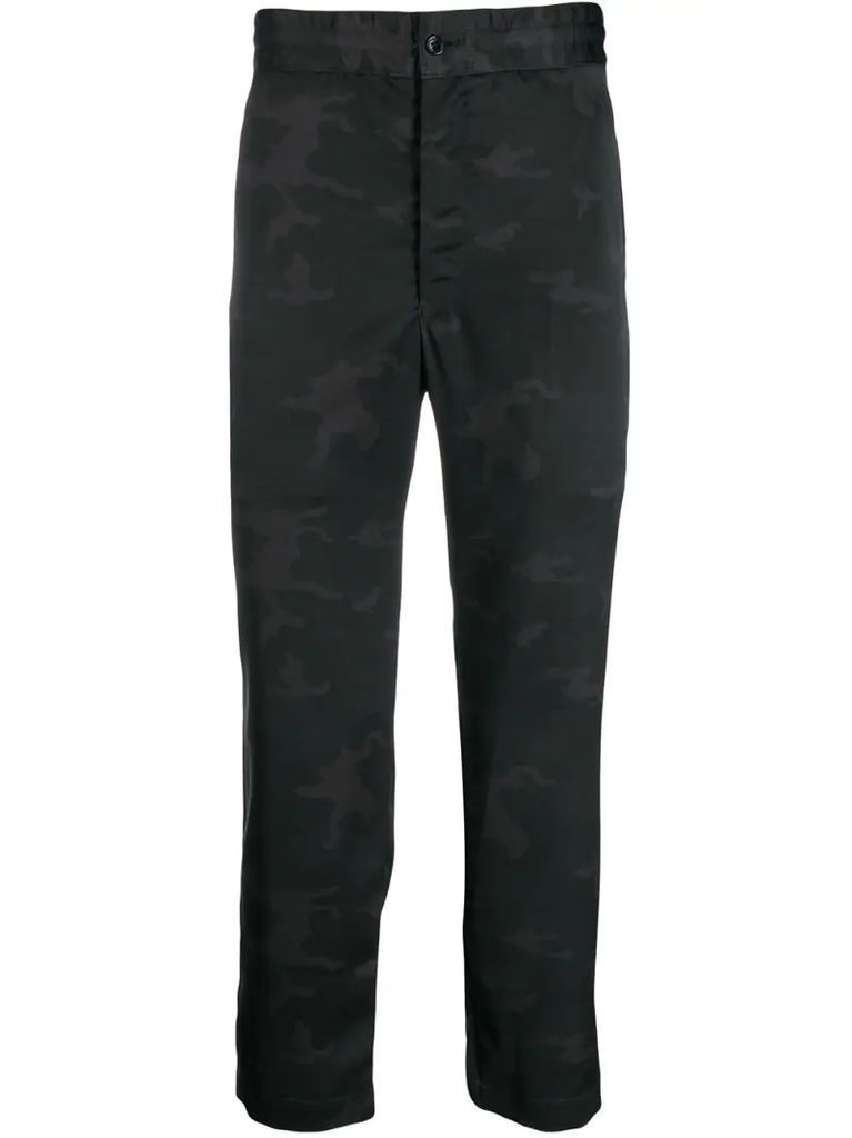 camouflage print cropped trousers