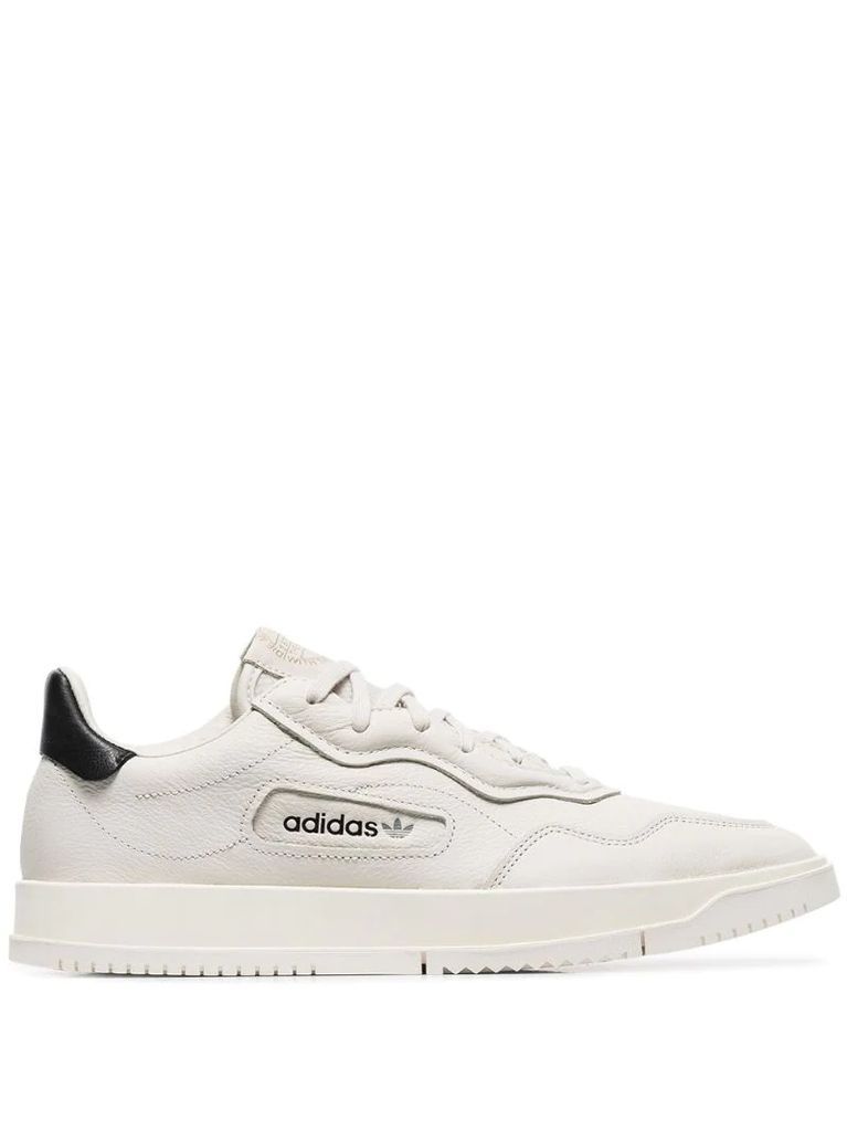 white SC leather low-top sneakers