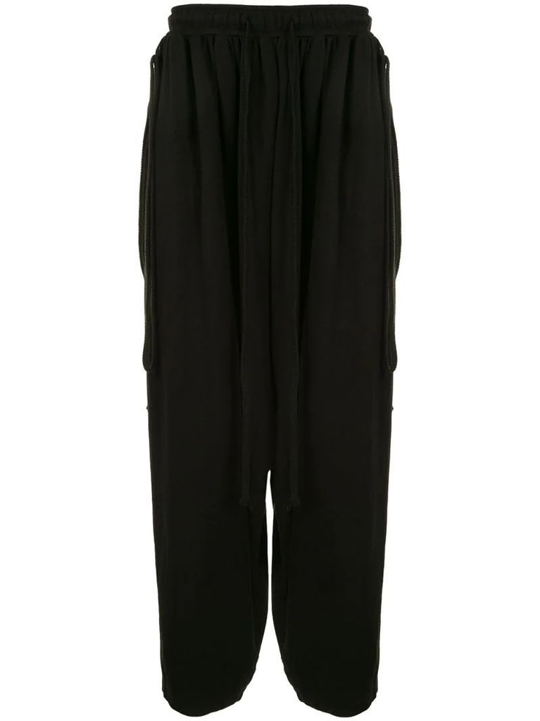 gathered loose-fit trousers