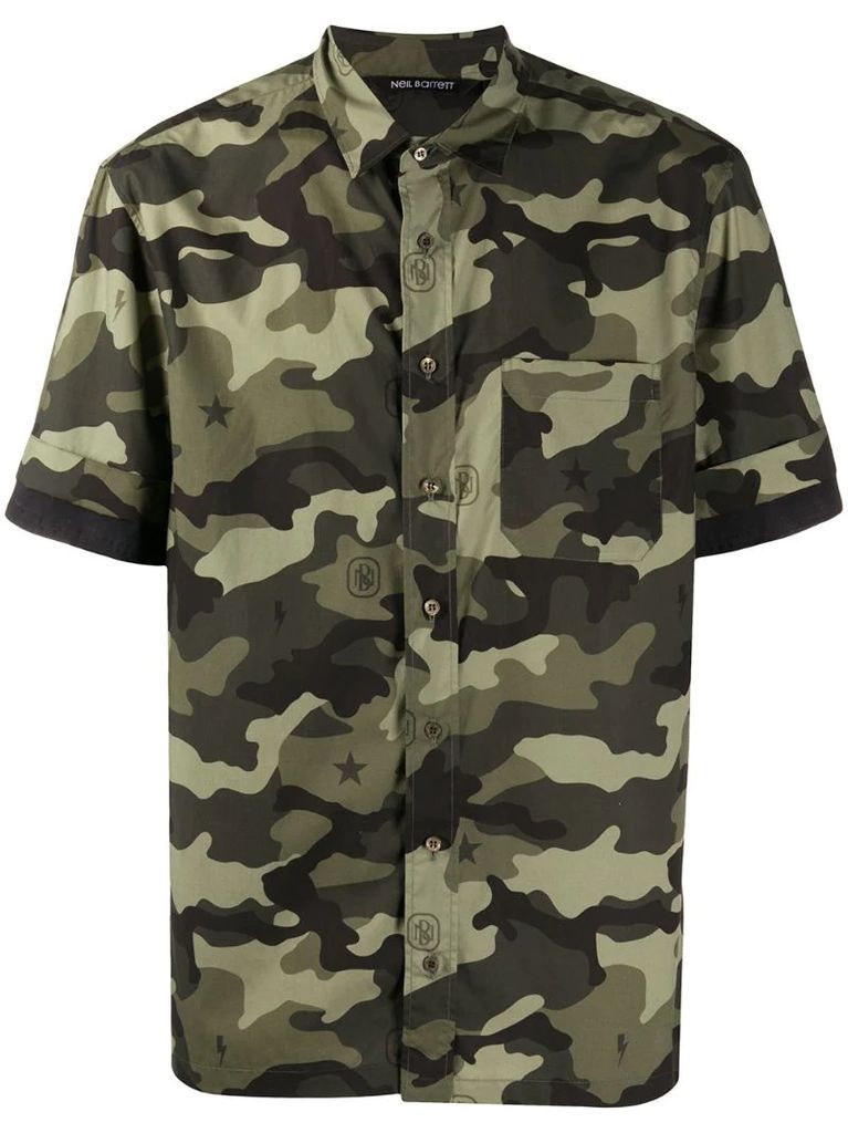 camouflage short-sleeve shirt