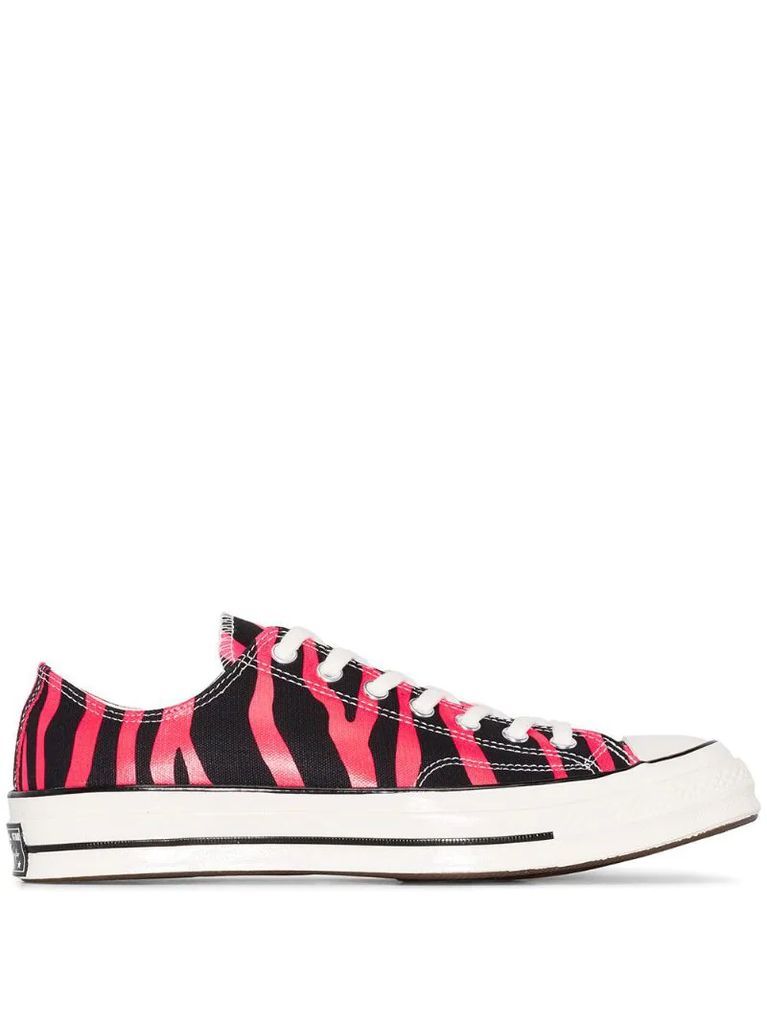 Chuck Taylor archive-print low-top sneakers